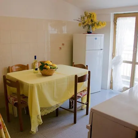 Comfort In Riva Al Mare Διαμέρισμα *