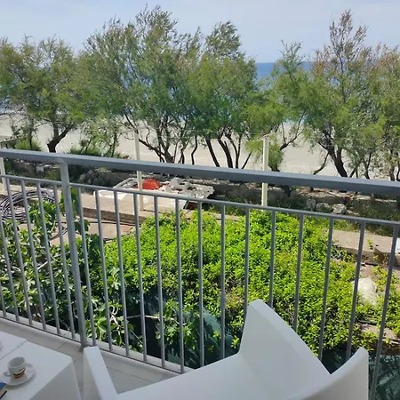 Comfort In Riva Al Mare * بيلمونتي كالابرو