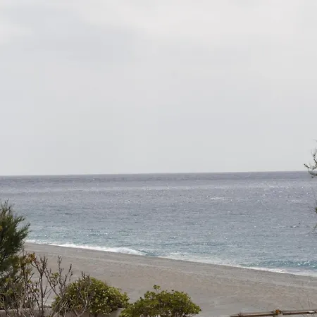 Comfort In Riva Al Mare Belmonte Calabro