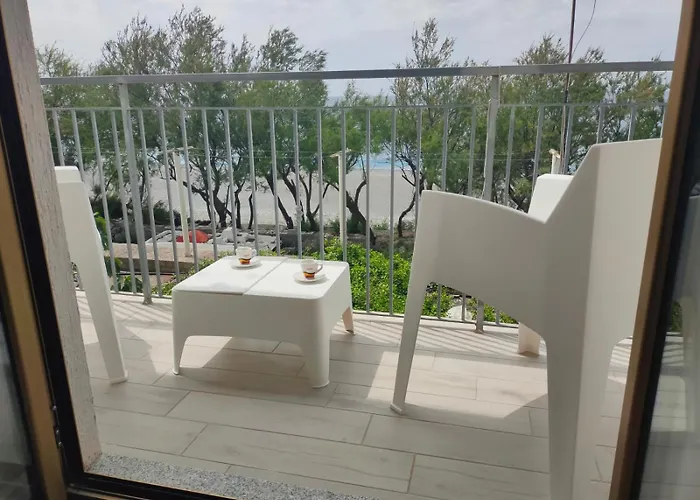 Comfort In Riva Al Mare בלמונטה קלברו